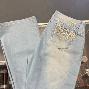 Embellished Light Blue Jeans- Butt-Lifting Design- Levanta Cola